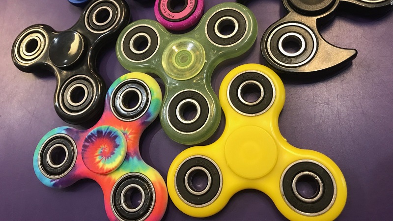 whats up with the fidget spinner